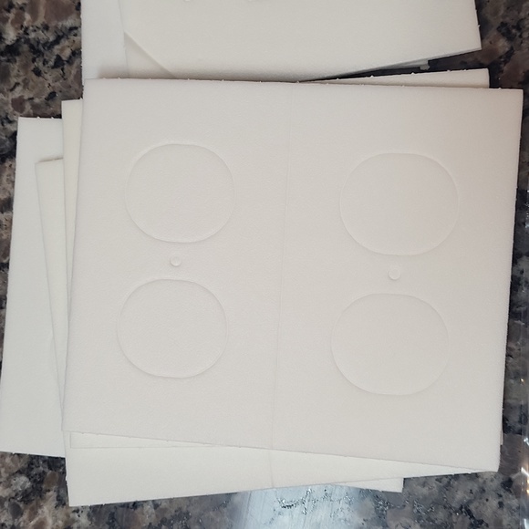Simply conserve lot of 2 switch and outlet insulating sealers new in package - Picture 2 of 6